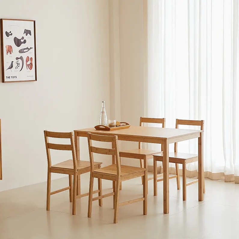 Er bambus spiseborde velegnede til både indendørs og udendørs brug?